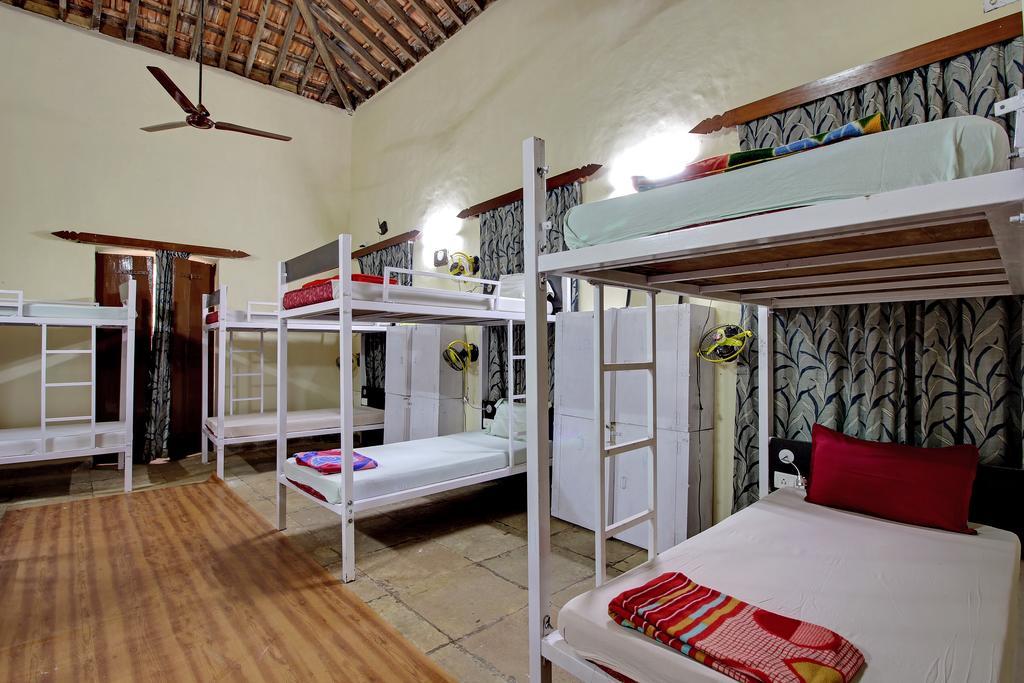 Ostello Zostel Goa Calangute Esterno foto